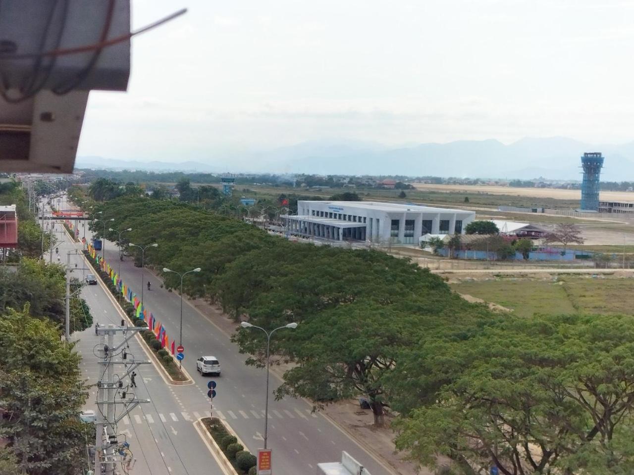 Ha Linh Hotel Db - By Bay Luxury Diện Biên Phủ Exterior foto
